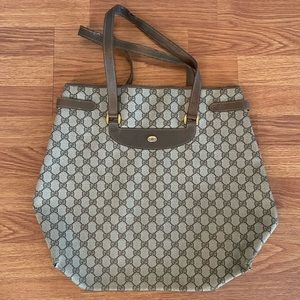Women’s Vintage Gucci tote bag. Classic Gucci print on canvas